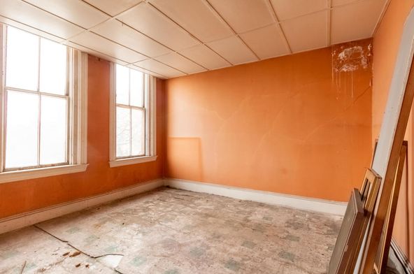 621 N 8th St, Sheboygan, WI 53081